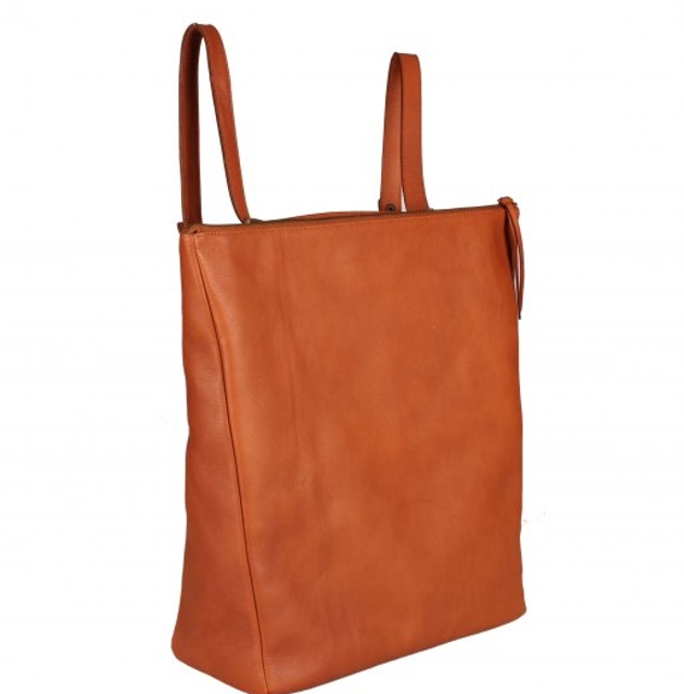 Lorena – to sú kvalitné a precízne spracované kožené batohy